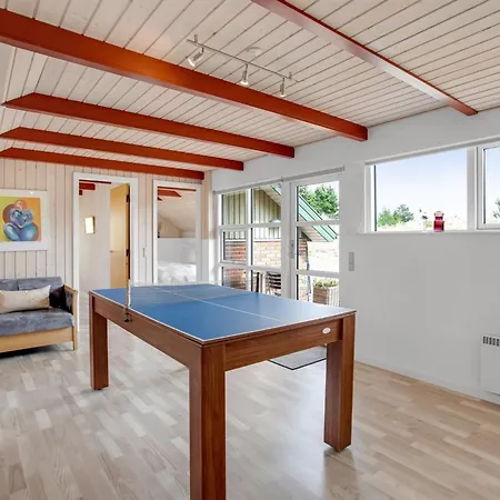 Goerel - 1km From The Sea By Interhome